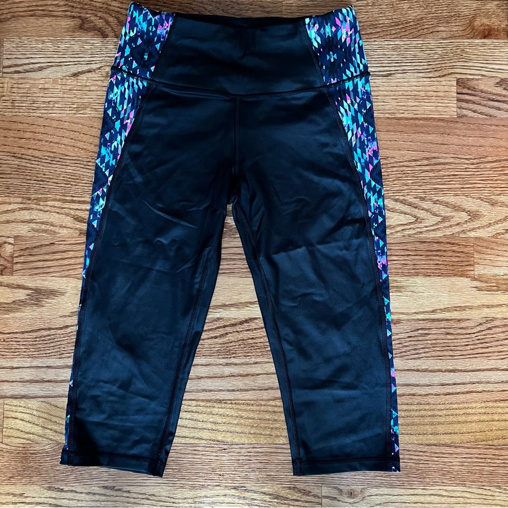 Victoria Secret VSX Knockout crop legging